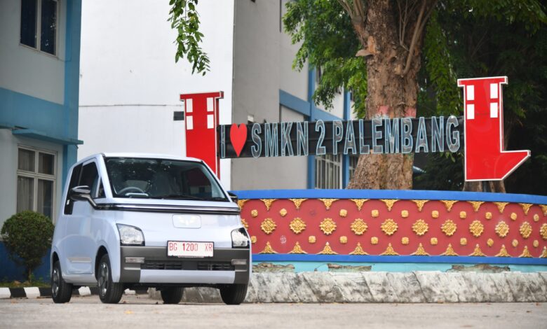 Mobil Listrik dari Presiden Jokowi untuk Siswa Belajar Praktik