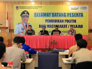 Pelajar Banjarbaru Antusias Ikuti Sosialisasi Edukasi Politik dan Pemilu 2024