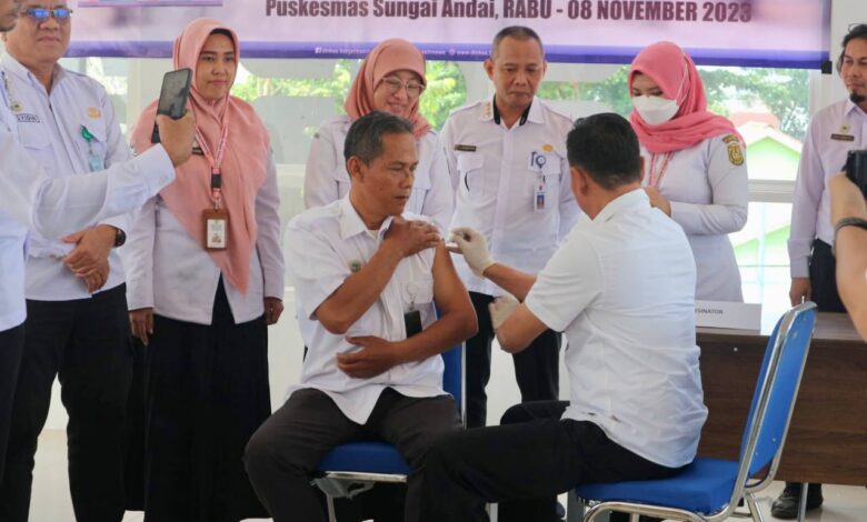 Berikan Perlindungan Bagi Nakes, Pemprov Kalsel Canangkan Vaksinasi Hepatitis B