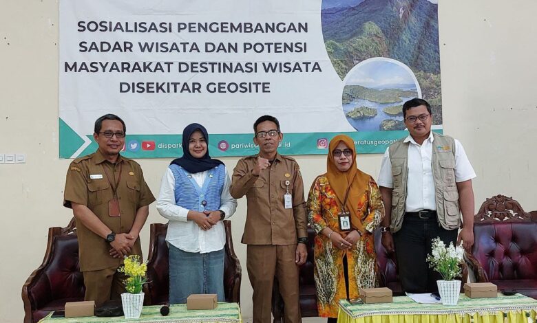 Menuju UGG, Dispar Kalsel Sosialisasikan Pengembangan Sadar Wisata bagi Masyarakat Sekitar Museum Lambung Mangkurat