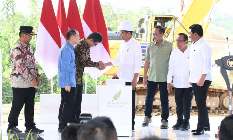 Presiden Jokowi Letakkan Batu Pertama Pembangunan Apartemen Berkonsep Hijau di IKN