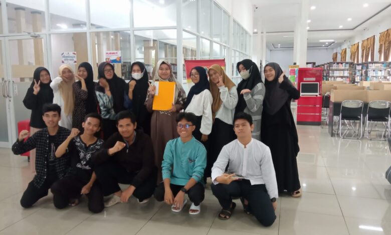 Penerima Beasiswa BSI Scholarship Pelajar Kunjungi Perpustakaan Tendean