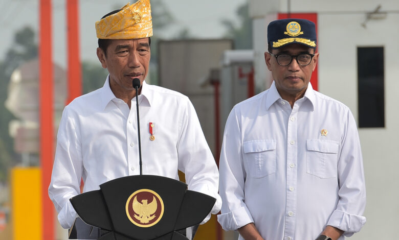 Presiden Jokowi Resmikan Jalan Tol Seksi Indrapura-Limapuluh  dan Tebing Tinggi-Indrapura