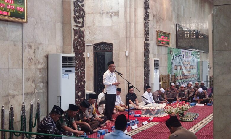 Pemprov Kalsel Peringati Isra Mi’raj 1445 H Bersama TNI/Polri, Korpri, Alim Ulama dan Masyarakat