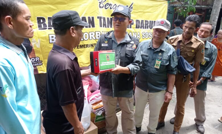 Pemprov Kalsel Serahkan Bantuan Kemanusiaan di Kelayan A Banjarmasin