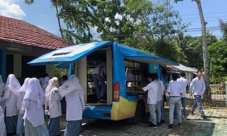 Gelorakan Program Peningkatan Minat Baca, Dispersip Kalsel Kembali Roadshow ke Kabupaten HSS