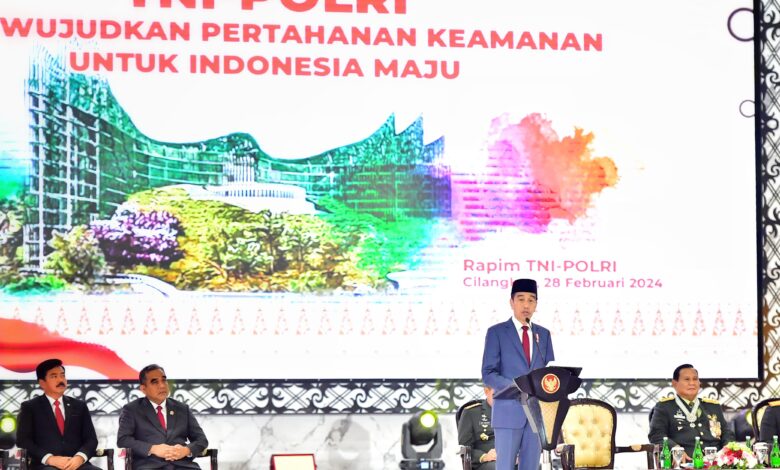 Pimpin Rapim TNI-Polri 2024, Presiden Jokowi Tekankan Pentingnya Penguasaan Teknologi Hadapi Tantangan Global