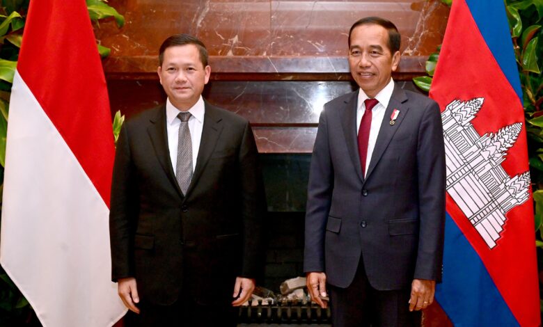 Presiden Jokowi Tingkatkan Kerja Sama dengan Kamboja Saat Bertemu PM Hun Manet