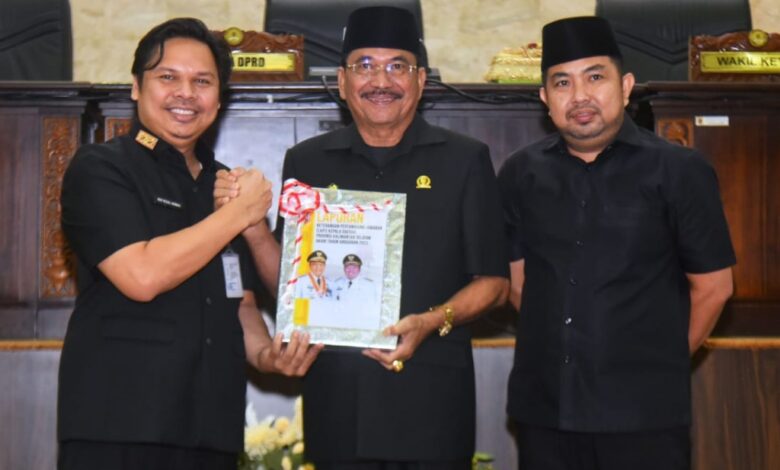 Sampaikan LKPJ 2023, Gubernur Kalsel Terus Upayakan Kemajuan Pembangunan