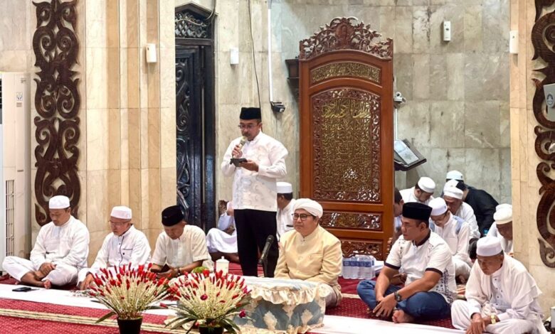 Peringatan Nuzulul Qur’an dan Haul Guru Zuhdi, Gubernur Kalsel : Teruslah Mengamalkan Al-Qur’an