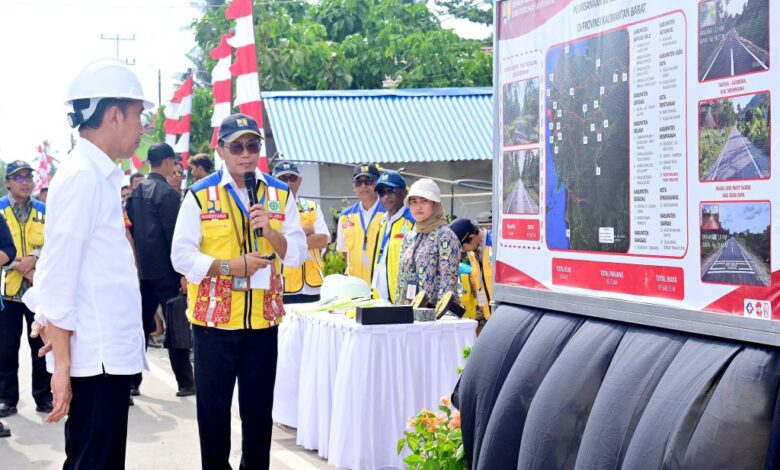 Presiden Jokowi Resmikan 24 Ruas Jalan di Kalimantan Barat Senilai Rp648 Miliar