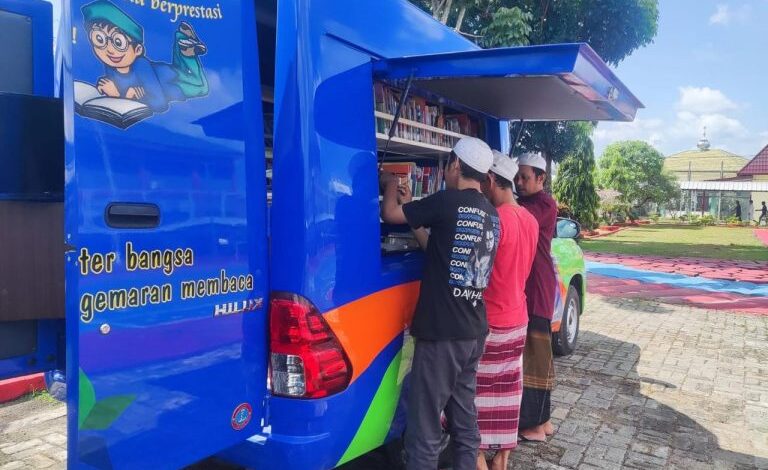 Terus Tingkatkan Minat Baca, Perpustakaan Keliling Dispersip Kunjungi Lapas Kelas IIB Banjarbaru