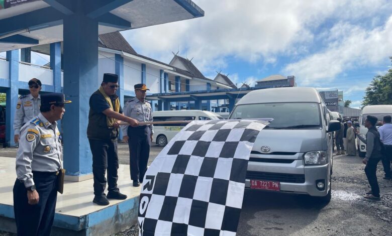 Gubernur Kalsel Melepas 55 Armada Angkutan Mudik Gratis Bersama Paman Birin dan Acil Odah